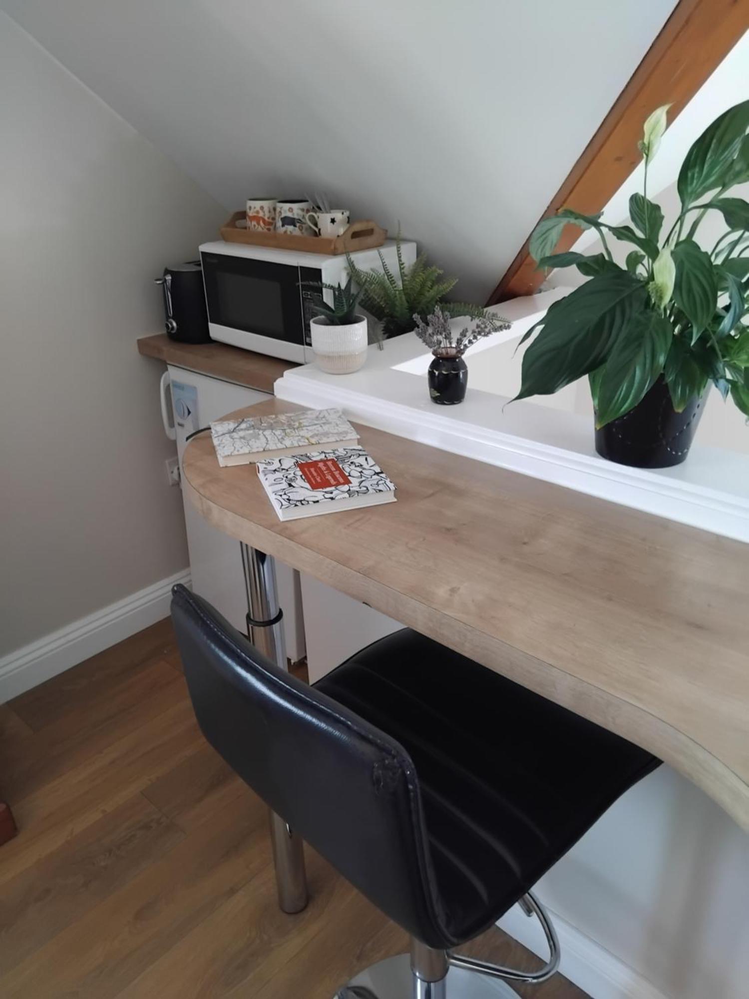 Post Office Row Apartment And Garden Crickhowell Bagian luar foto